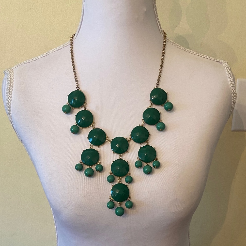Green Statement Bib Necklace with Gold-Tone Chain - Women Jewelry